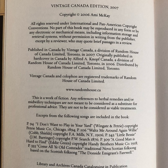 The Birth House by Ami McKay softcover novel 2007 - Picture 7 of 9